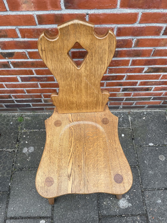 Image 1 of 4 Brutalistiche stoelen