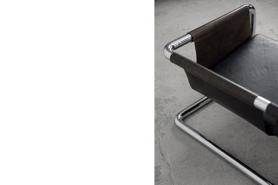 Image 1 of Vintage Brutalistische Buisvormige Metalen en Lederen Bauhaus Minimalistische Sofa 1950
