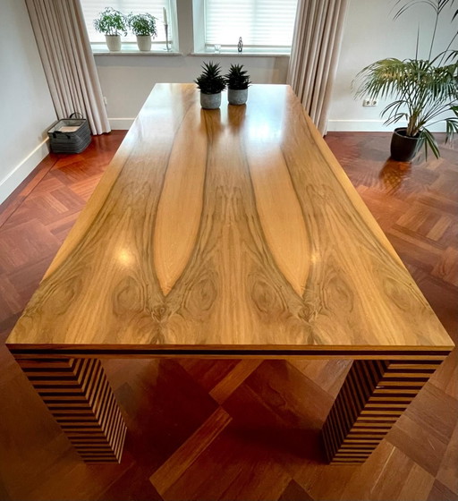 table de salle à manger moderne