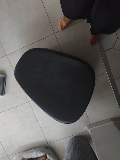 Moroso Fjord Leather Pouf – hockers en poefs (photo 2 of 6)