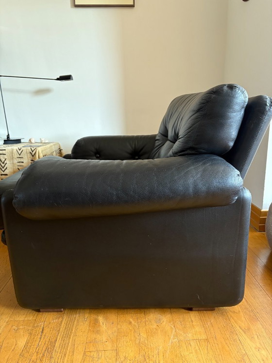 Image 1 of "Coronado" fauteuil van Afra en Tobia Scarpa, verkrijgbaar bij B&B Italia