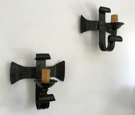 Image 1 of 2 brutalistische Wandleuchten aus Schmiedeeisen 70er Jahre