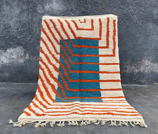 Handwoven Berber rug, traditional craftsmanship, size 150/250 cm