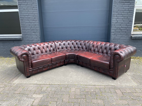 Image 1 of Canapé d'angle Chesterfield rouge bordeaux
