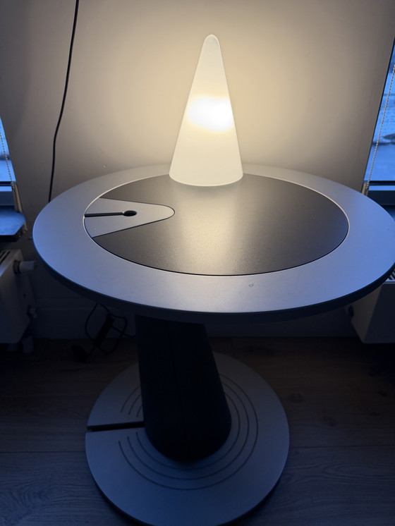 Image 1 of Leolux Calumet Beistelltisch, entworfen von Hugo de Ruiter.