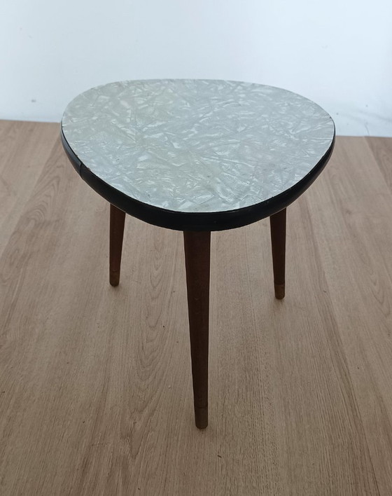 Image 1 of Kleiner Beistelltisch aus den 50er Jahren
