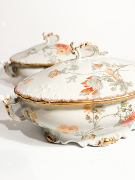 Pair of 1960s Hand-painted Limoges Porcelain Soup Tureens – Table accessories (photo 15 of 16)