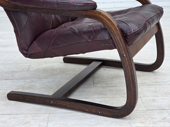 Image 1 of Jaren 70, Scandinavische fauteuil, bruin meubelleer, gebogen hout.