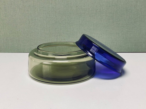 Blåtopp storage jar by Willy Johansson for Hadeland Glassverk