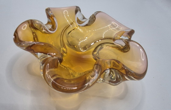 Artificial Glass Bowls – Decorative Objects (photo 4 of 13)