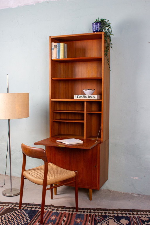 Vintage teakhouten dressoir/secretkast/boekenkast uit het midden van de 20e eeuw.