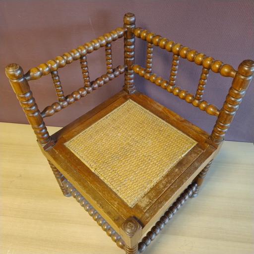 Vintage Bobbin Stuhl - Stuhl mit Knöpfen - mit Kissen - 42x42x68cm (LxBxH)