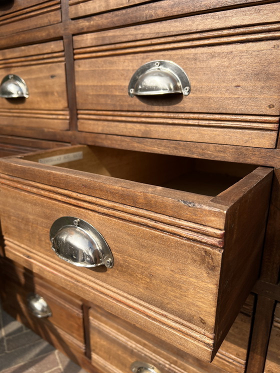 Image 1 of Botiquín antiguo - Cómoda de roble