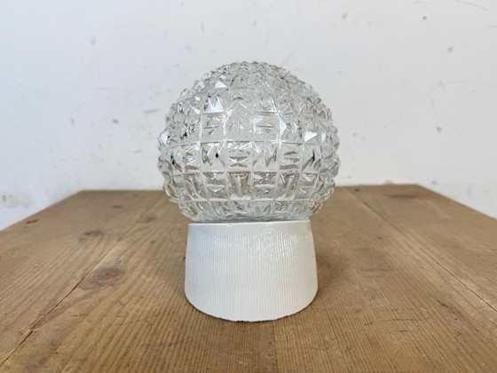 Image 1 of Applique murale vintage en porcelaine blanche, années 1970