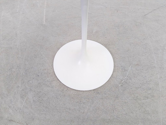 Image 1 of Knoll International coffee table Eero Saarinen coffee table tulip