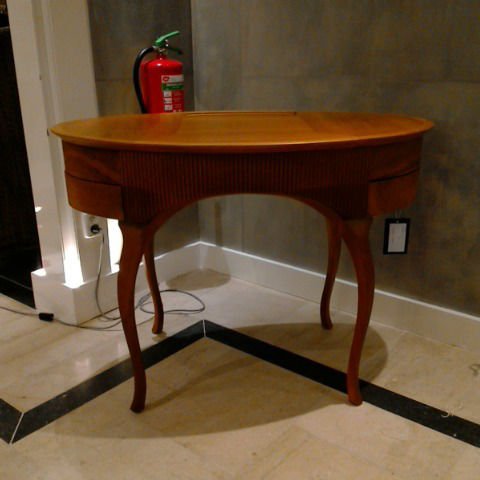 Escritorio Ceccotti Arabella madera de cerezo