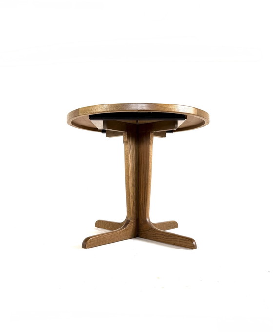Image 1 of Vintage extendable Danish dining table '60