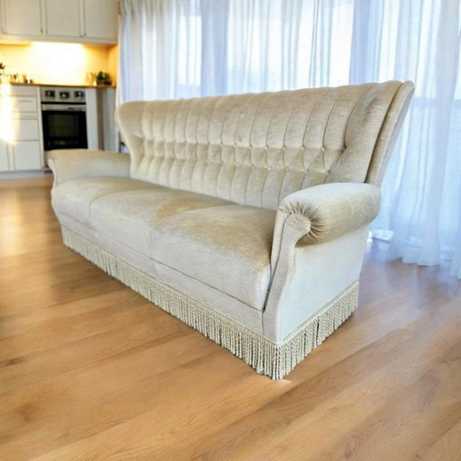 Poltrona/divano vintage beige con frange. SPEDIZIONE GRATUITA