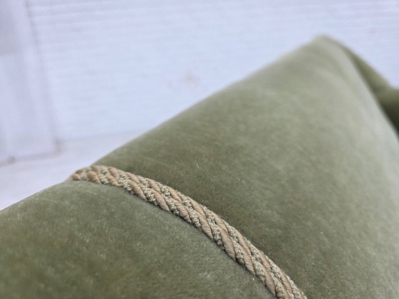 Image 1 of Jaren 70, Deens ontwerp van Kurt Østervig, 3-zitsbank, meubelvelours, teakhout.