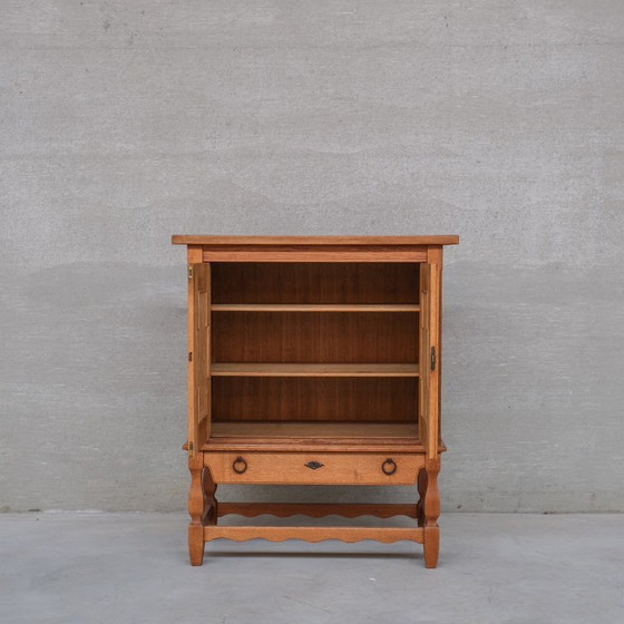 Image 1 of Mueble auxiliar o bar danés de roble de mediados de siglo attr. a Henning Kjaernulf