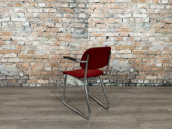 Image 1 of 4x Ahrend Schlittenstuhl mit Rohrrahmen, rot