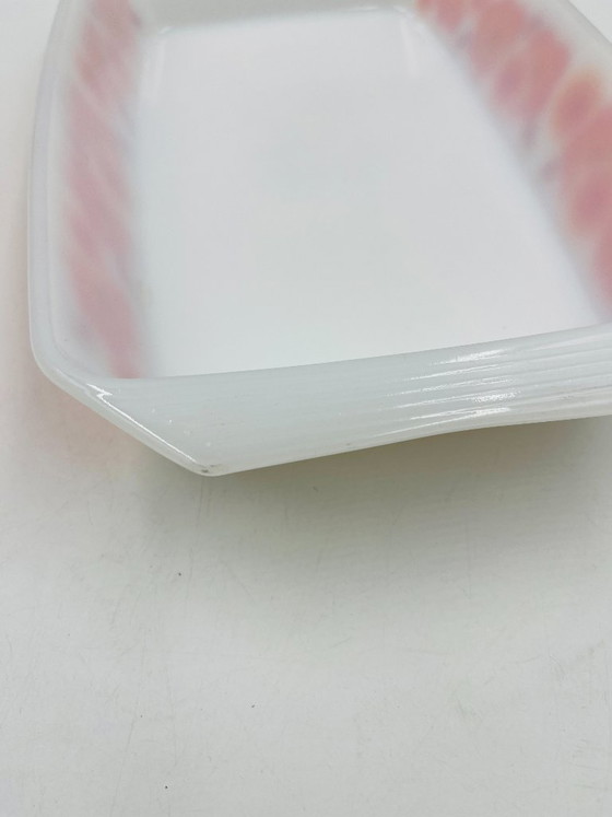 Image 1 of Piatto Arcopal con fiore di loto, arancione vintage, anni '70