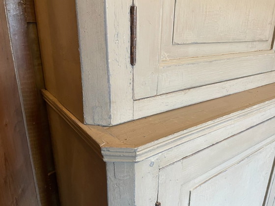 Image 1 of Vitrine haute de cuisine 266 cm, style français