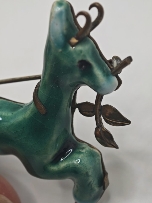 Schiaparelli/Neuquelman Brosche – beeldhouwkunst, Ceramic, Brass