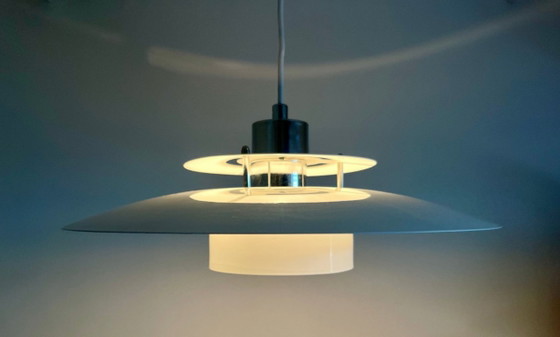 Iconic vintage Danish Design: Halo "Sørup" Pendant lamp – Halo Design, Aluminium (photo 3 of 11)
