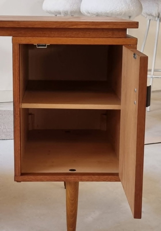 Image 1 of Schreibtisch aus der Mitte des Jahrhunderts