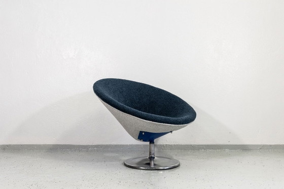 Ruimtevaartfauteuil in kegelvorm, Duitsland, jaren 70 – Textile (photo 3 of 13)