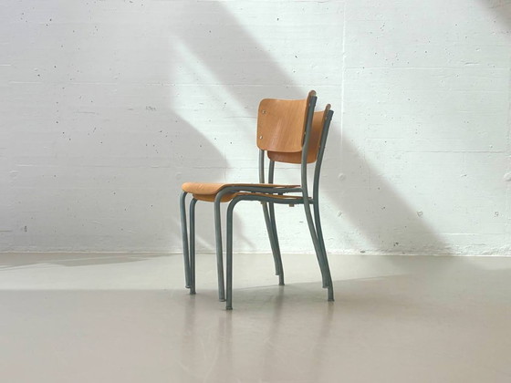 Image 1 of Set aus 6 Formschöne Stapelstühle von Stella, Schweiz, 1950er Jahre