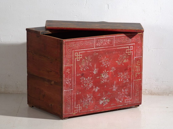 Baule cinese antico dipinto in legno di pino – Dongbei, circa 1930 – Armadi contenitori (photo 16 of 40)