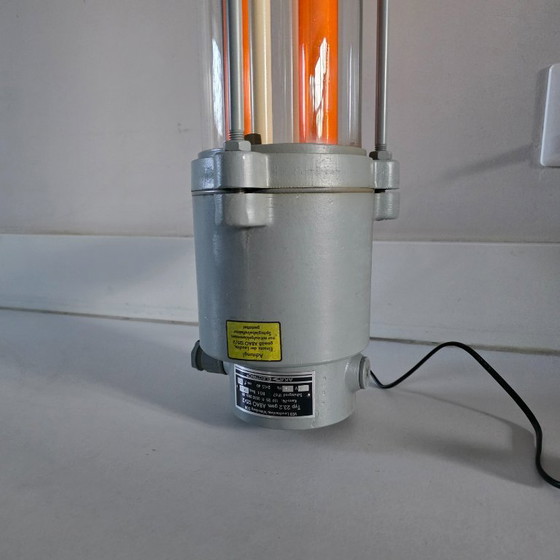 Image 1 of Funky lampada industriale DDR – VEB Leuchtenbau Wittenberg con luce arancione