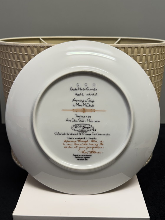 Image 1 of 🎨 "Arrivare con stile" | W.S. George Fine China | Marci McDonald | Stile Art Déco in movimento | Edizione limitata