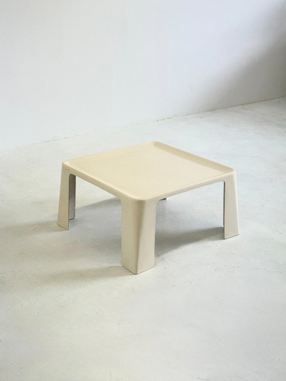 Image 1 of Amanta coffee table white by Mario Bellini for C&B Italia
