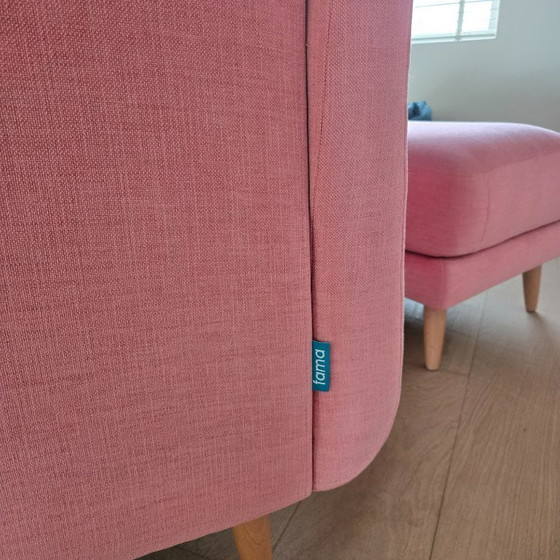 Image 1 of Sofá de dos plazas FAMA + puf