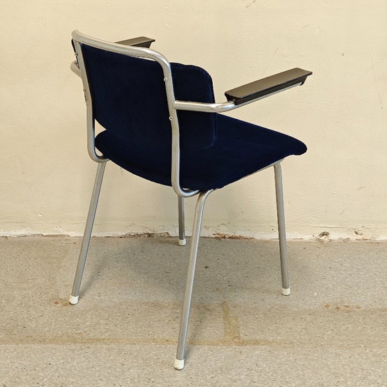 Chaise Gispen vintage bleue – Chaises de salle à manger, Aluminium (photo 6 of 6)