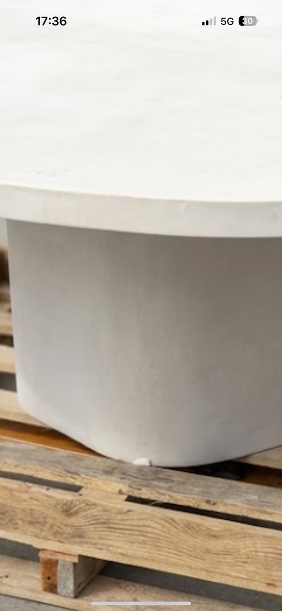 Table – Dining tables, Other (photo 5 of 5)