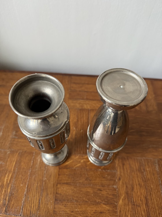 Image 1 of Paar versilberte Metallvasen/Urnen aus den 1920er/30er Jahren