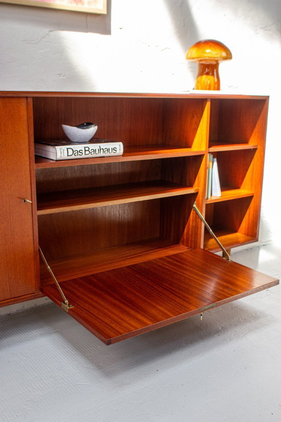 Image 1 of Vintage teakhouten dressoir/commode, Deens, midden 20e eeuw, jaren 60.