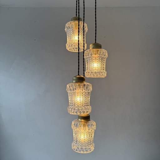 ANTIQUE 4-LIGHT CASCADE CHANDELIER