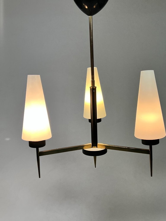 Image 1 of Lampadario/lampada a sospensione vintage, ottone con vetro lattimo, Belgio anni '70