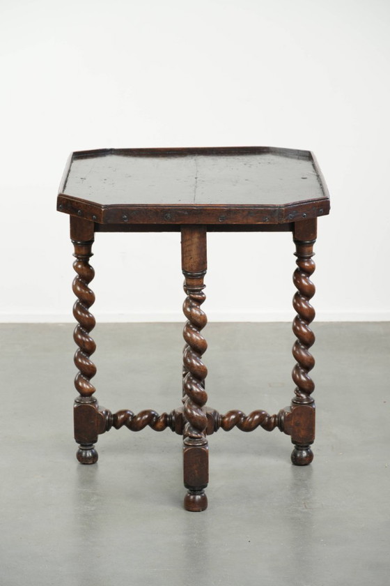 Image 1 of Very special antique English walnut side/center table with beautiful turned legs and an octagonal top from ca. 1680.