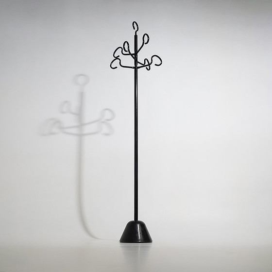 Appendiabiti “Servomanto” di Achille Castiglioni per Zanotta, anni '80, Metallo, Plastica, Nero, 1980 (foto 5 di 15)