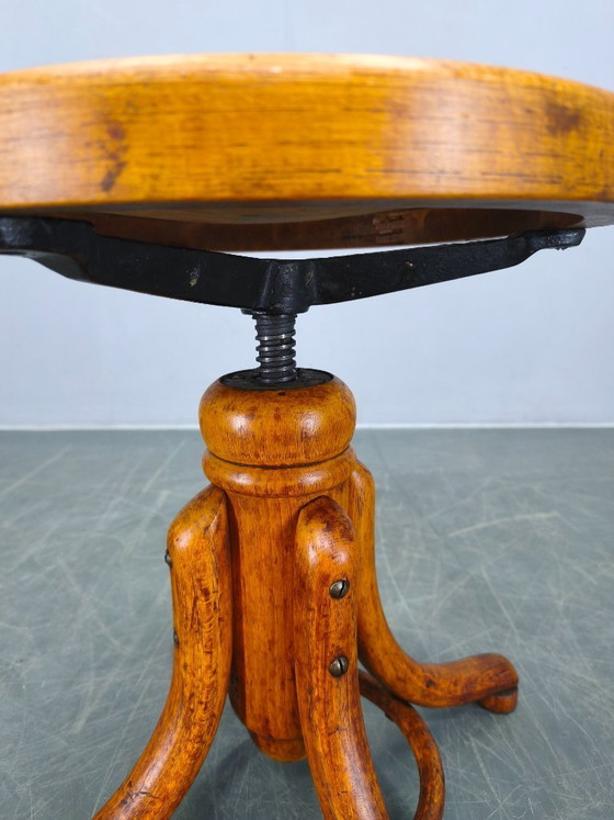 Image 1 of Thonet draaibare pianokruk van gebogen hout, Tsjechoslowakije, jaren 1930
