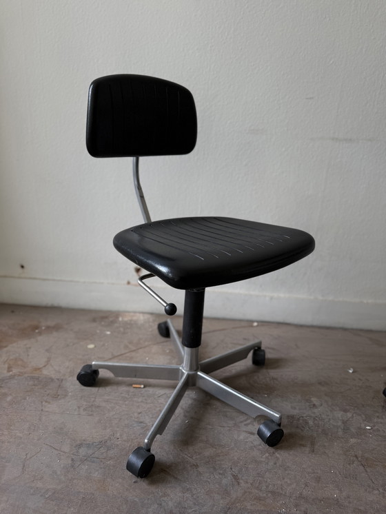 Image 1 of 4x Original KEVI Office Chairs – Jørgen Rasmussen – Early Edition (1960s–80s)