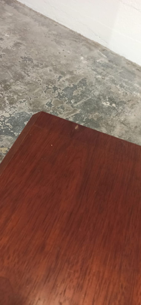 Image 1 of Comodino con cassettiera in legno Hülsta