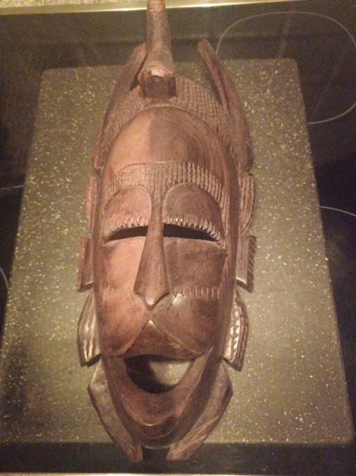 Afrikaans houten masker DR CONGO na 1960 songye/luba kifwede stijl hand gesneden 37 cm