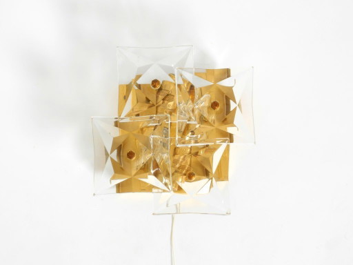 Originale Kinkeldey-Wandlampe aus Kristallglas und Messing aus den 1960er Jahren in neuwertigem Zustand